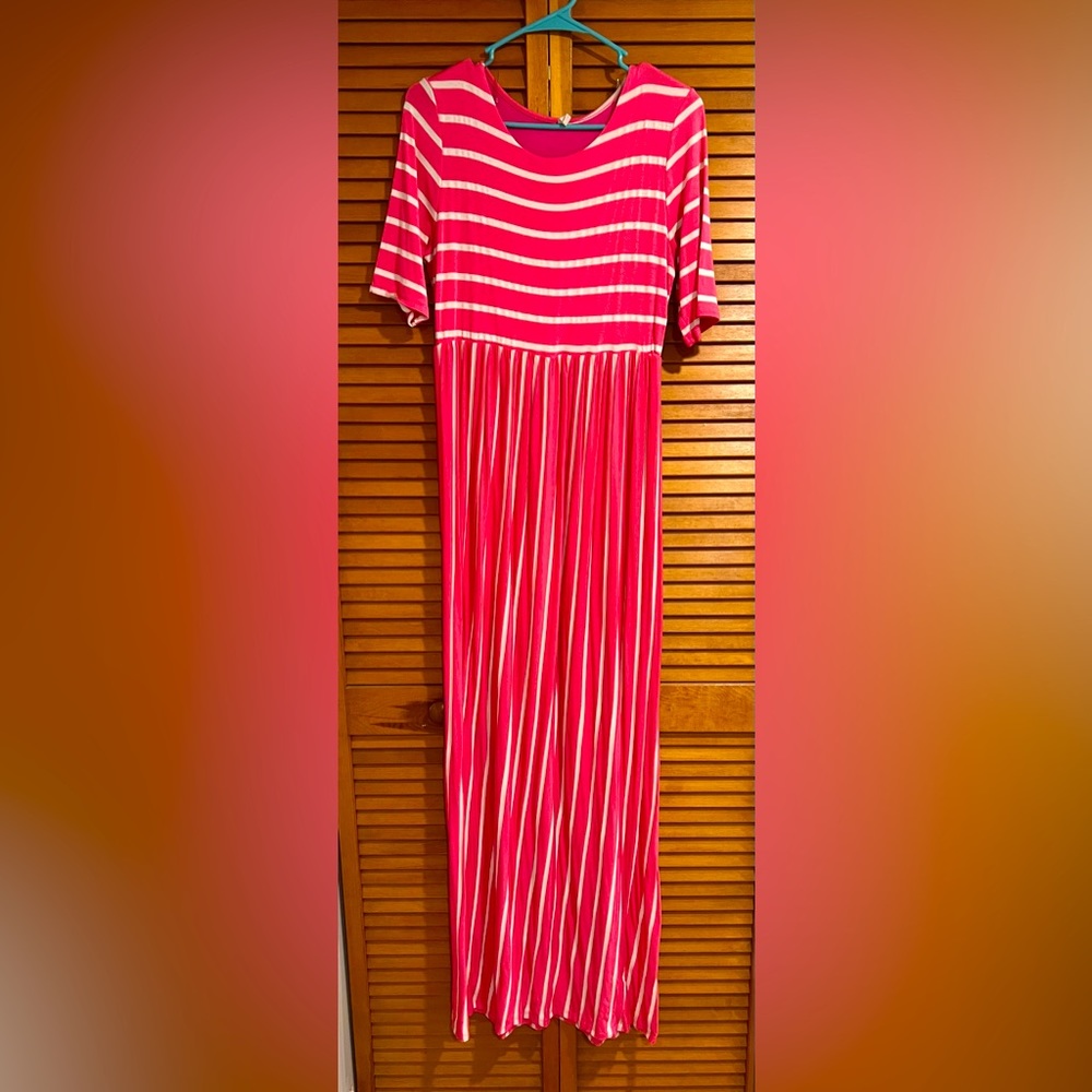 Pinkblush Maternity dress - Medium